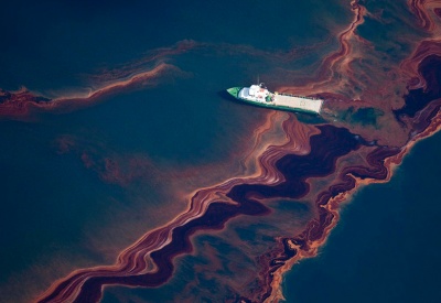 Нефтекпродукты проект Сохраним Мироавой океан вместе.jpg