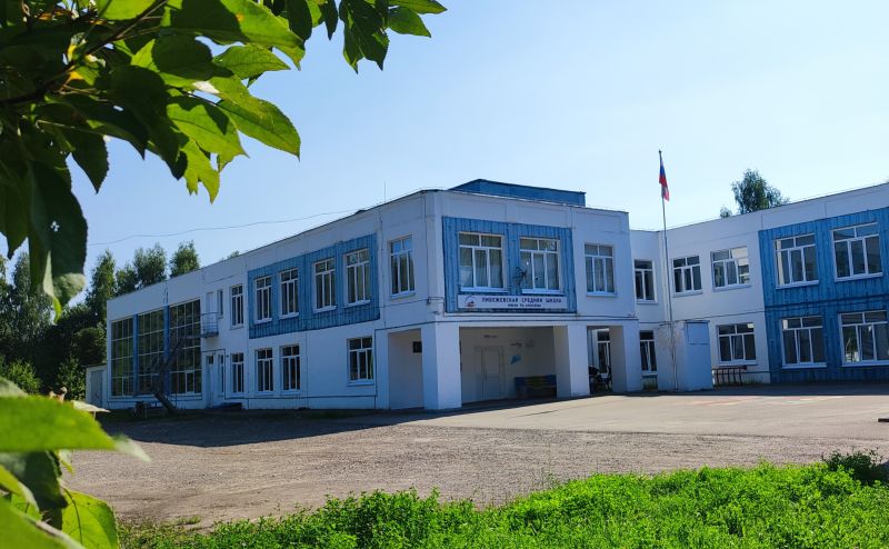 Файл:Либ школа Искра11.jpg