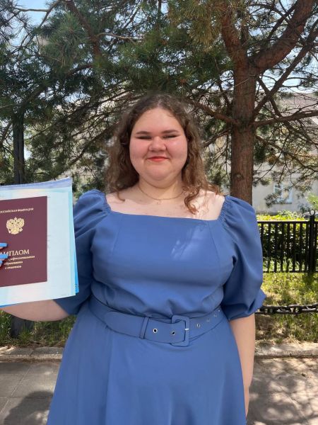 Файл:Арина Самсонова.jpg