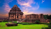 The Sun Temple Konark Orissa.jpg