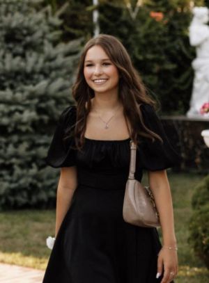 Исакова Анастасия .jpg