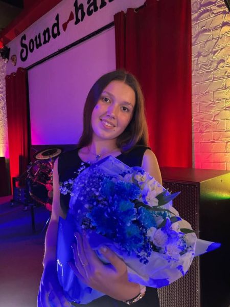 Файл:18 лет.jpg