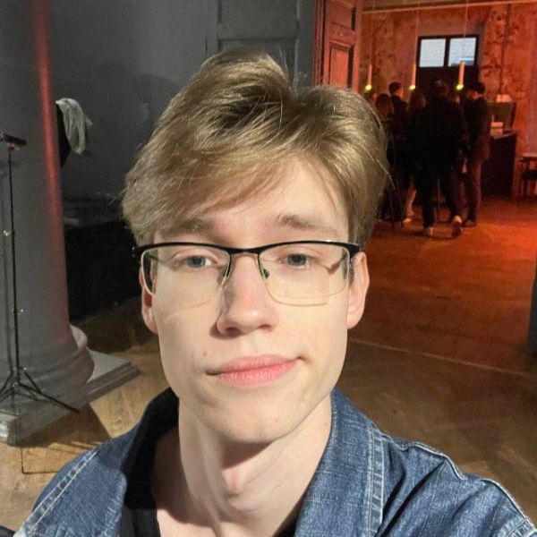 Файл:Александр Головко.jpg