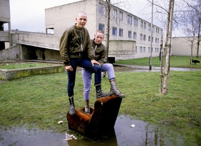 Young-skinheads-on-the-Du-004-demin.jpg