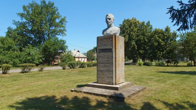 Photo 2025-10-13 21-38-22.jpg